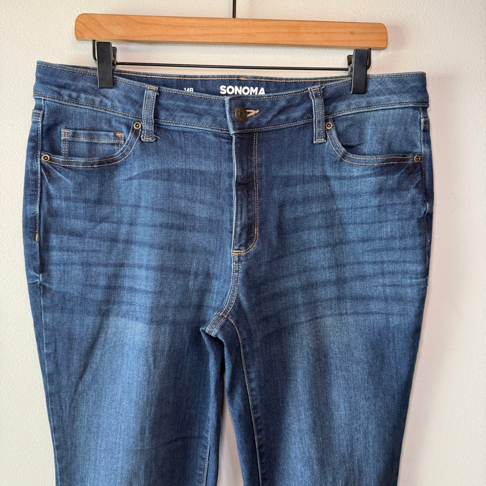Sonoma Women's Bootcut Jeans Dark Wash Denim Stretch Size 14 Regular - Picture 2 of 6